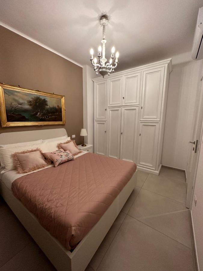 Apartments Ennio Top Class Бари Екстериор снимка
