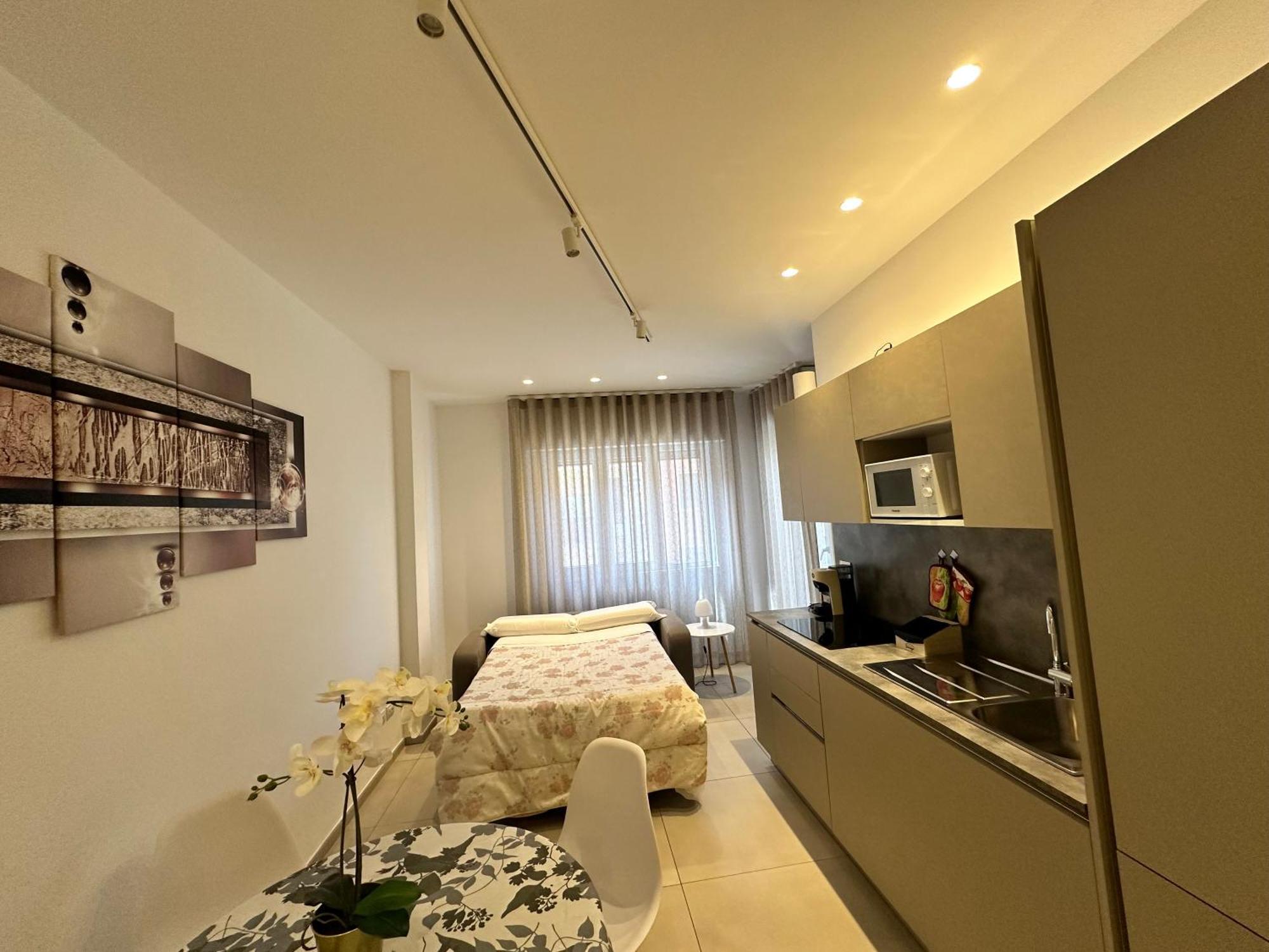 Apartments Ennio Top Class Бари Екстериор снимка